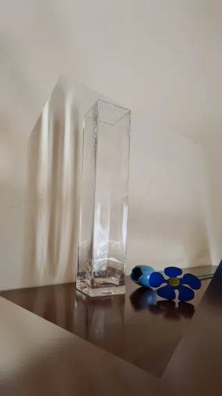 Vaso in vetro soffiato artigianale