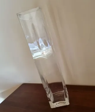 Vaso in vetro soffiato artigianale