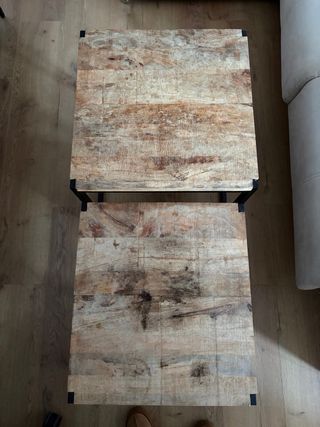 2 mesas auxiliares de salón