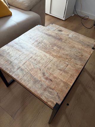 2 mesas auxiliares de salón