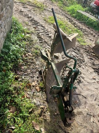 Arado lacasta tractor pequeño