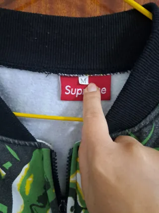 Chaqueta Supreme Calaveras Verde Negra