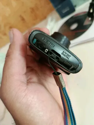 Canon IXUS 230 HS Fotocamera Digitale Full HD