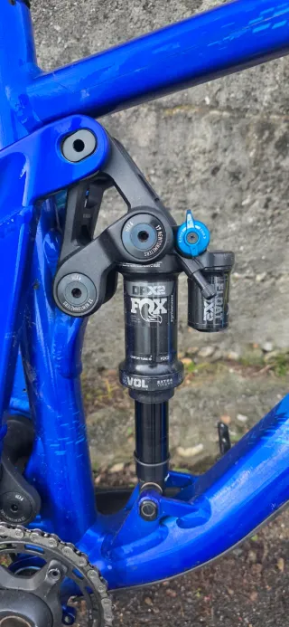 Bicicleta GHOST azul