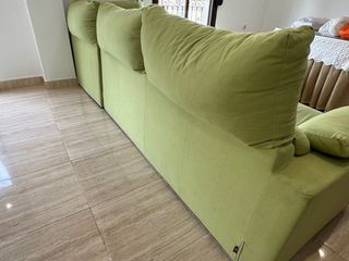 Sofá chaise longue verde