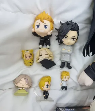 Lote Tokyo Revengers figuras peluches Baji, Mikey