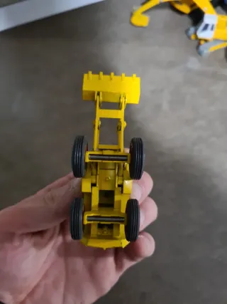 Modellino Kramer 411 Pala Gommata