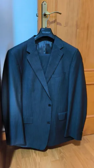 Traje Hugo Boss Gris Rayas Finas