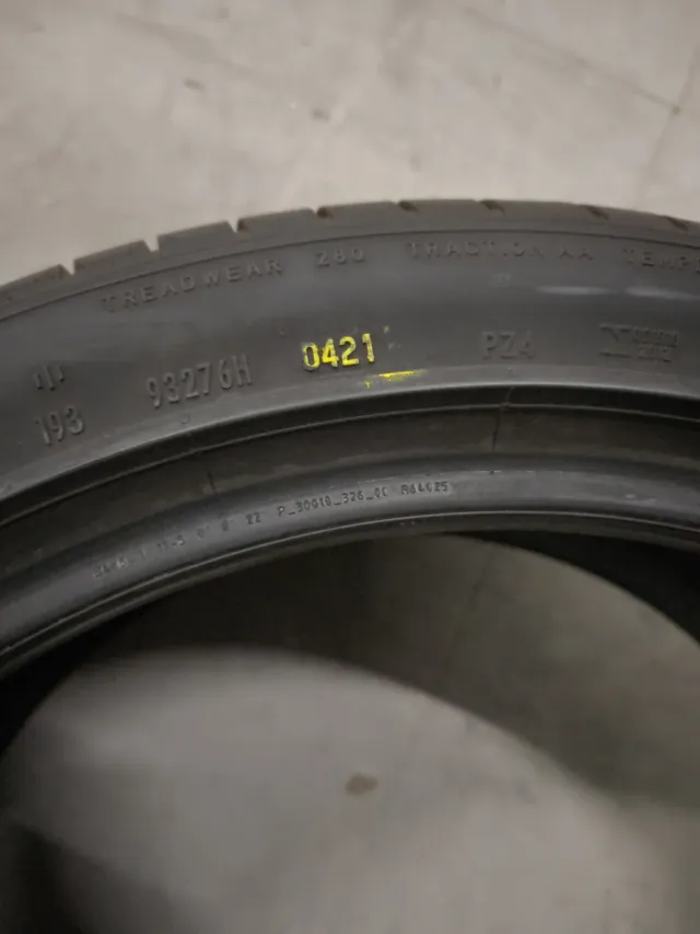 245/40R19 94W Pirelli