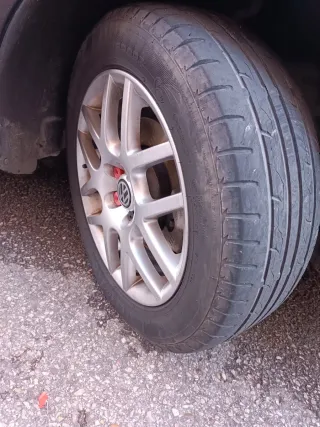 Volkswagen Golf 2000