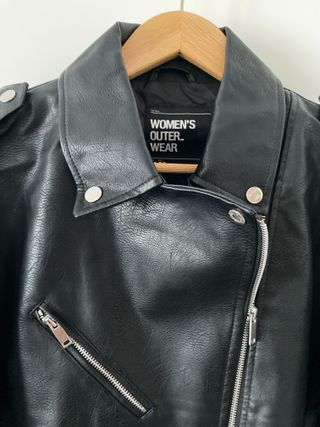 Cazadora Biker Efecto Piel Lefties Negra