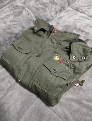 Chaqueta forro polar.