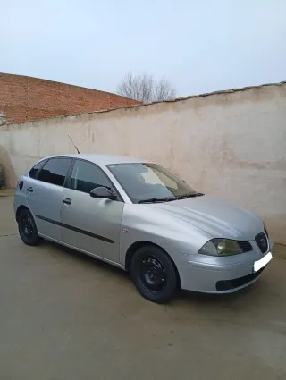 SEAT Ibiza 2004