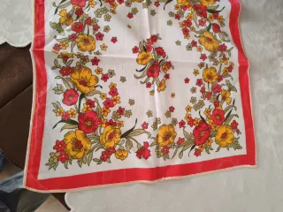 Set Tovaglia 6 Posti e Tovaglioli