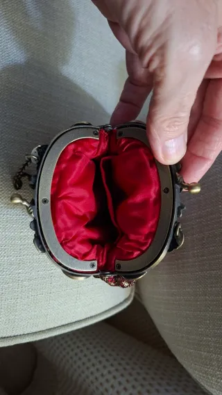 Bolso de fiesta vintage encaje rojo y dorado