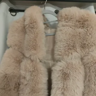 Chaleco de pelo rosado talla xl