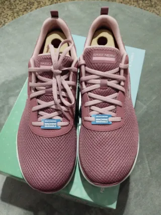 Deportivas Skechers Rosa Mujer