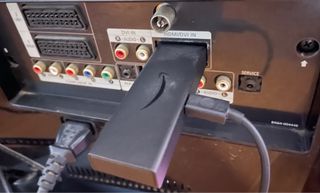 Televisor Samsung 32” Negro y Azul