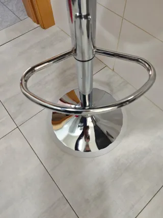 Taburete de barra regulable blanco roto