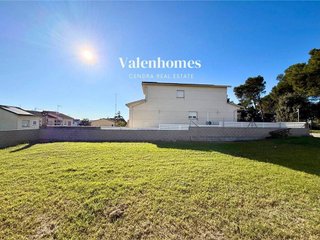 Terreno en venta en Palau-solità i Plegamans