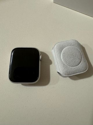 Apple Watch Series 5 40mm GPS + eSIM