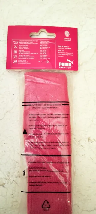 Cinta deportiva Puma roja