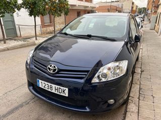 Toyota Auris 2011 - 134.000km