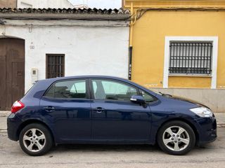 Toyota Auris 2011 - 134.000km