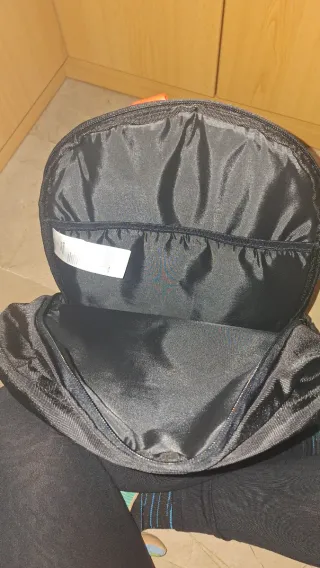 Mochila Jordan Vintage Unisex Negra y Roja