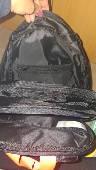 Mochila Jordan Vintage Unisex Negra y Roja