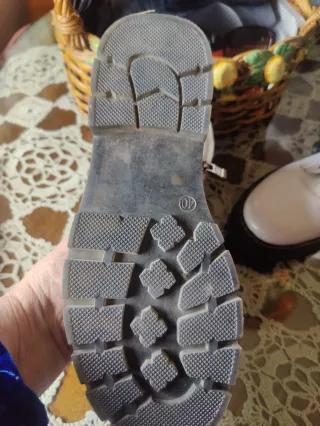 Botines blancos talla 40