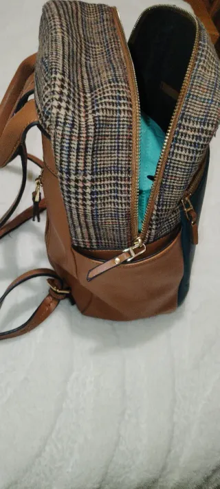 Bolso Mochila Parfois Verde y Camel