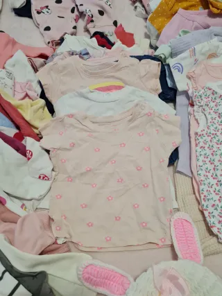 Lote Ropa Niña 0-6 Meses y Bañera