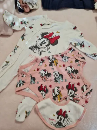 Lote Ropa Niña 0-6 Meses y Bañera