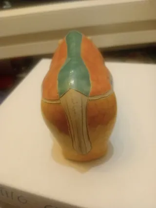 Rino in terracotta Raku