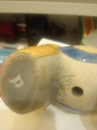 Rino in terracotta Raku