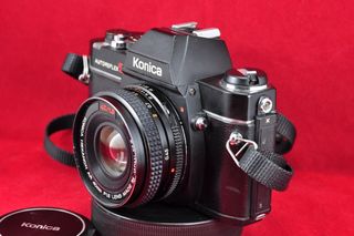 Cámara Konica Autoreflex TC (solo cuerpo)