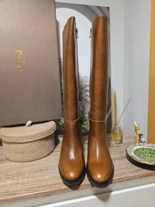 Botas altas Dansi piel camel