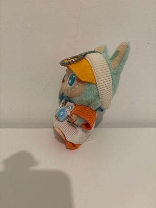 Labubu azul personalizado con botas