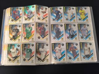 Álbum Panini Megacracks LaLiga 22-23 Completo