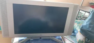 Televisión Loewe Concept L 26 Plata