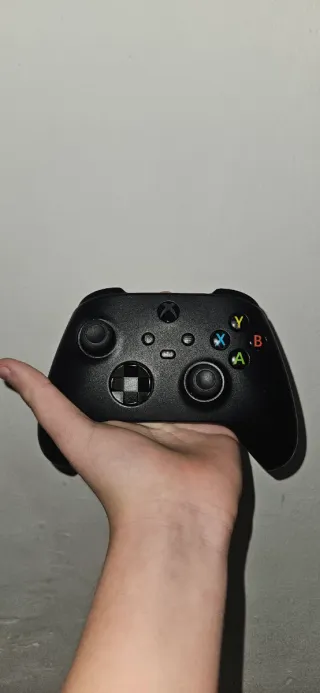 Xbox Series S Blanca + 1 mando