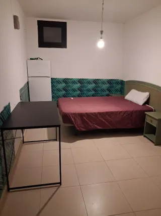 Se alquila habitación