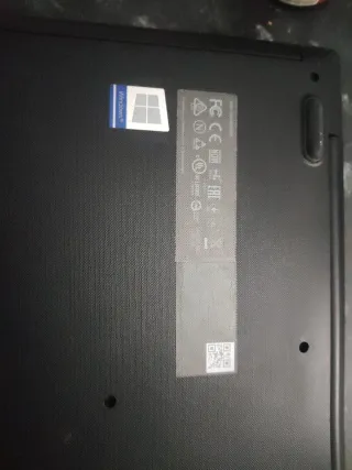 Portátil Lenovo Negro