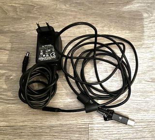 Controlador MIDI Komplete Kontrol MK1 88