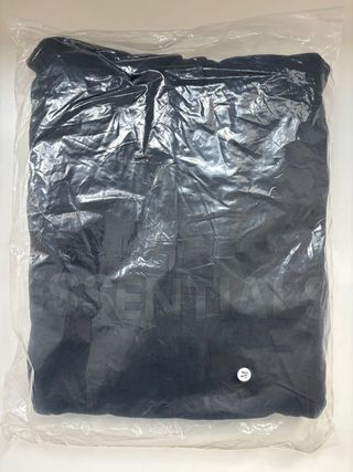 Sudadera Essentials Negra Talla M