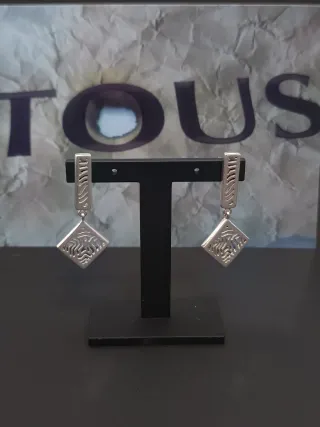 Pendientes Tous Tanzania