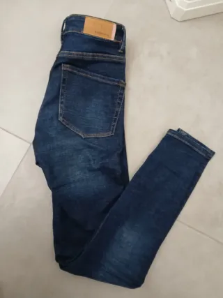 Jeans Stradivarius vita alta blu taglia 34