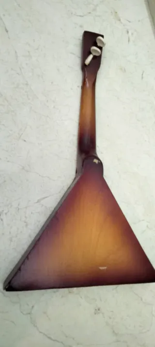 Balalaica decorativa