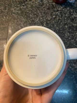 Taza vintage Cenicienta comprada en Disney.